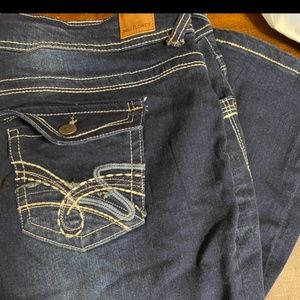 Wallflower jeans